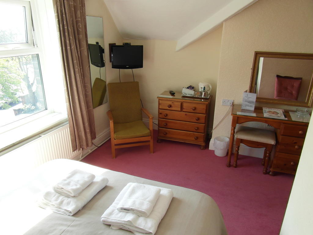 Lisdoonie Hotel Barrow-in-Furness Room photo